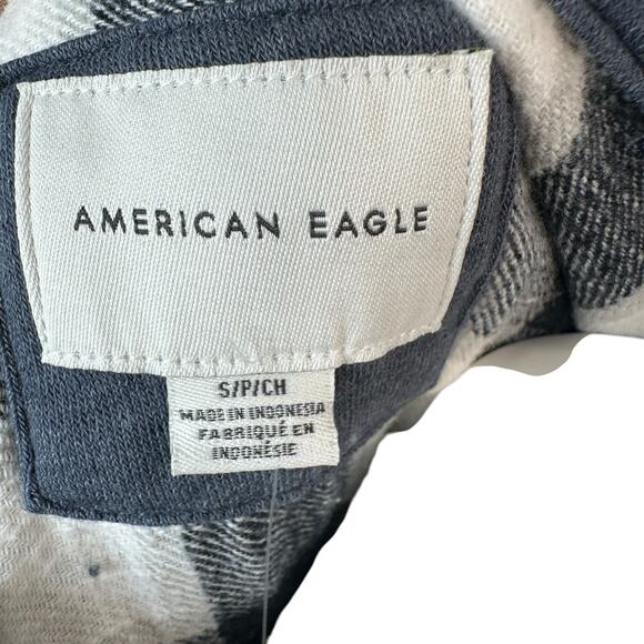 American Eagle Plaid Flannel Shirt Top Hoodie Womens Size Small Cropped - Picture 11 of 12
